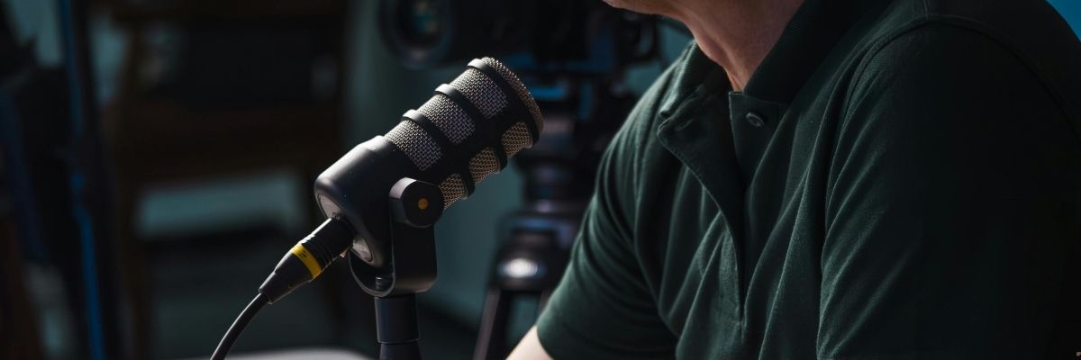 Türkçe Podcast’lerde Anlatım Dili ve Akıcılık Nasıl Sağlanır